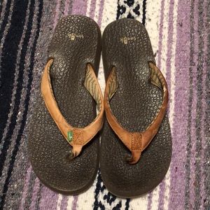 Sanuk yoga mat flip flops